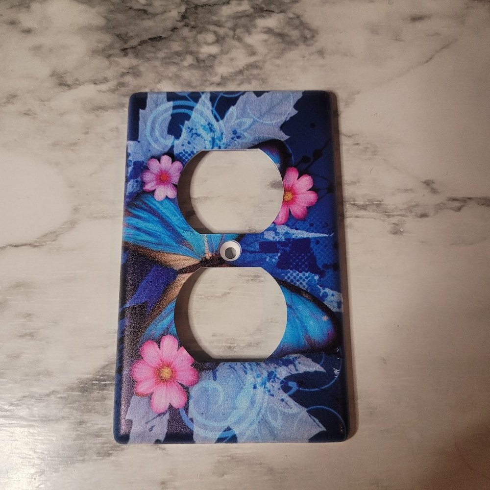 Flower Floral Outlet Covers single one hole screw, Pink Blue White 2.75" x 4.5" - Picture 1 of 2